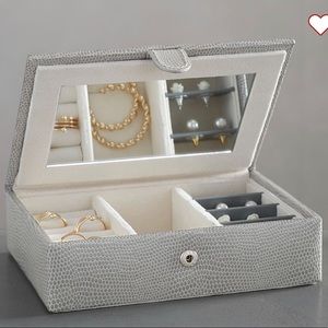 Mckenna Personalized Travel Jewelry Box